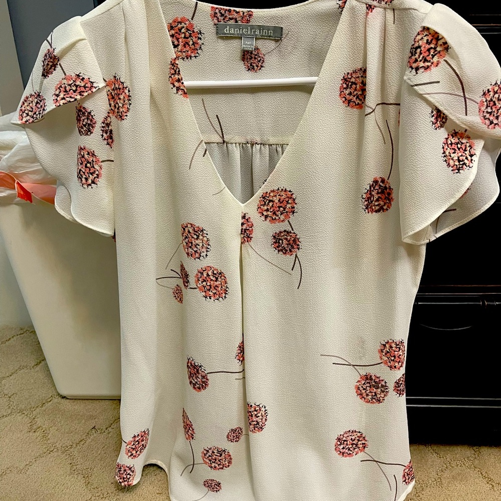 Daniel rainn flutter sleep top